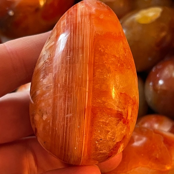 Genuine Carnelian gemstone eggs - Picture 8 of 14